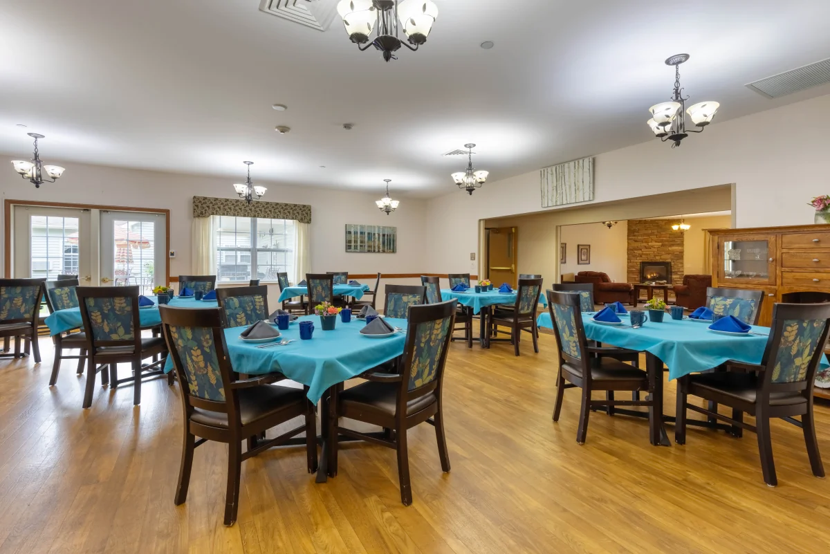 https://www.jaybirdseniorliving19.net/wp-content/uploads/2023/12/Milestone_Senior_Living_Rhinelander_01_1200.webp