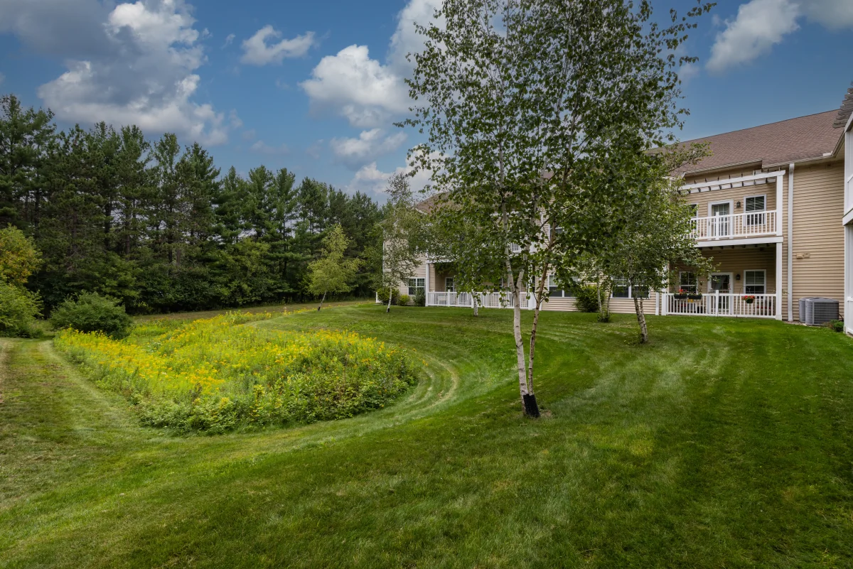 https://www.jaybirdseniorliving19.net/wp-content/uploads/2023/12/Milestone_Senior_Living_Rhinelander_45_1200.webp